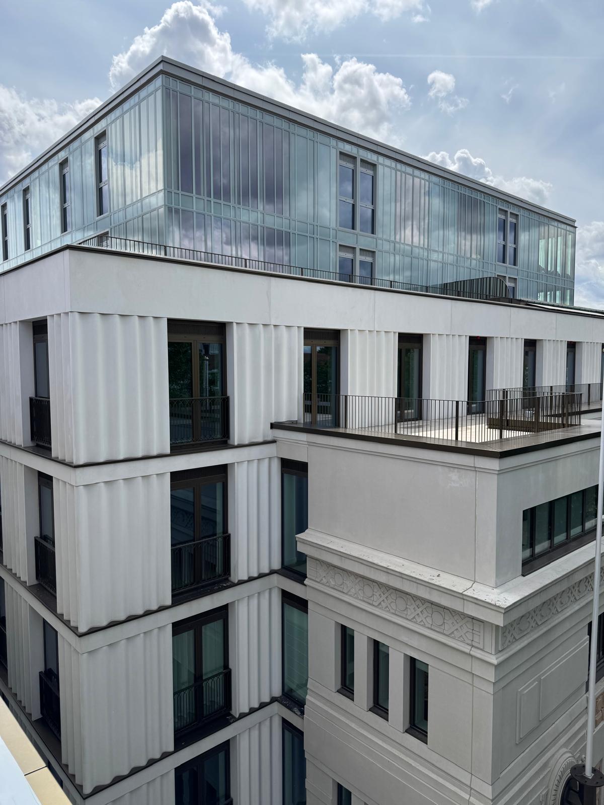 Holland Park Image 9